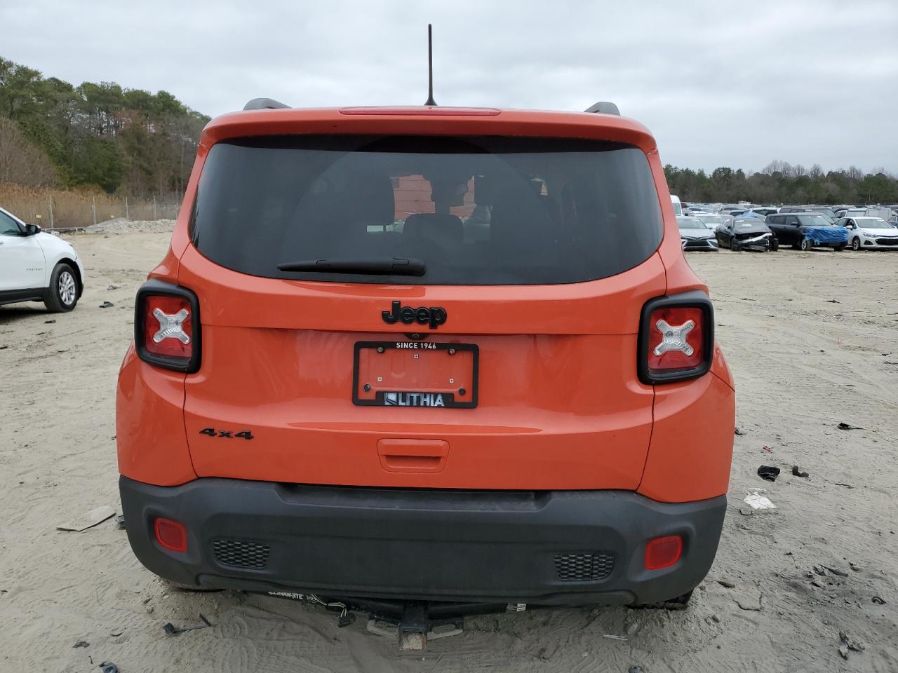 2019 Jeep Renegade - Image 6