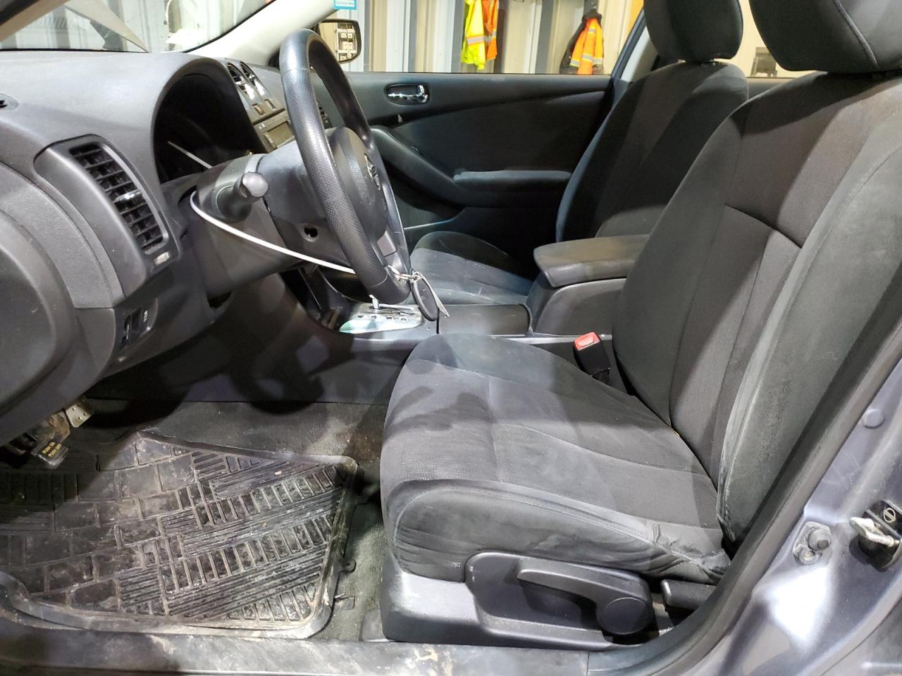 2012 Nissan Altima - Image 7