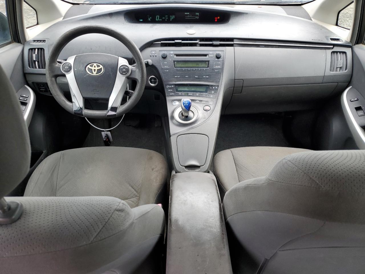 2010 Toyota Prius - Image 8