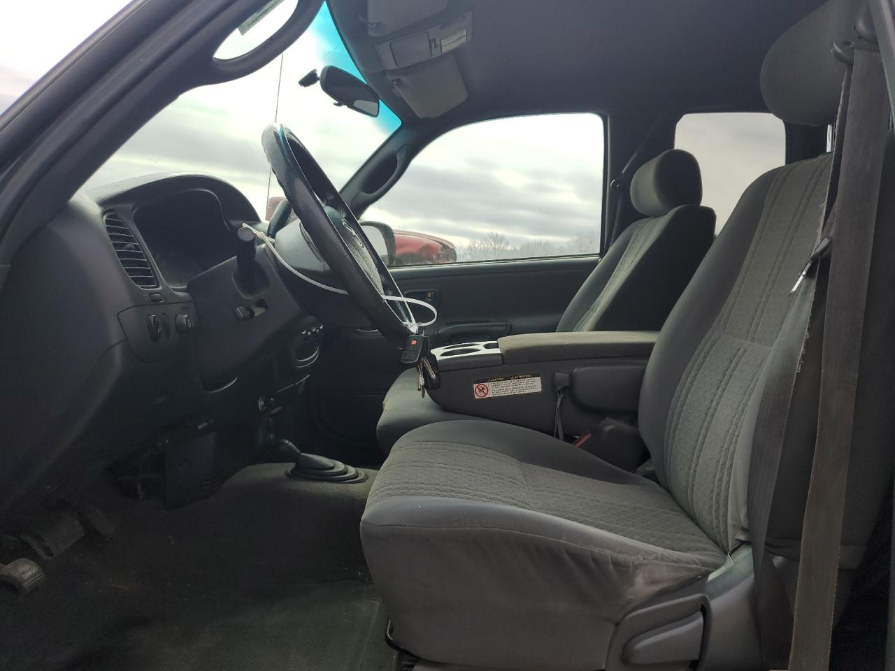 2004 Toyota Tundra - Image 7