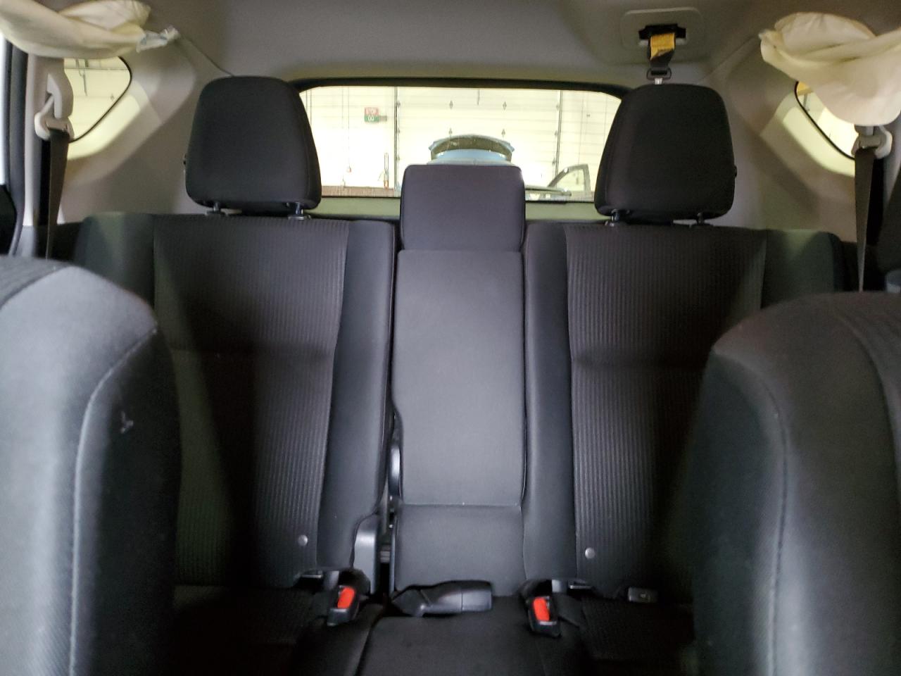 2018 Toyota RAV 4 - Image 10