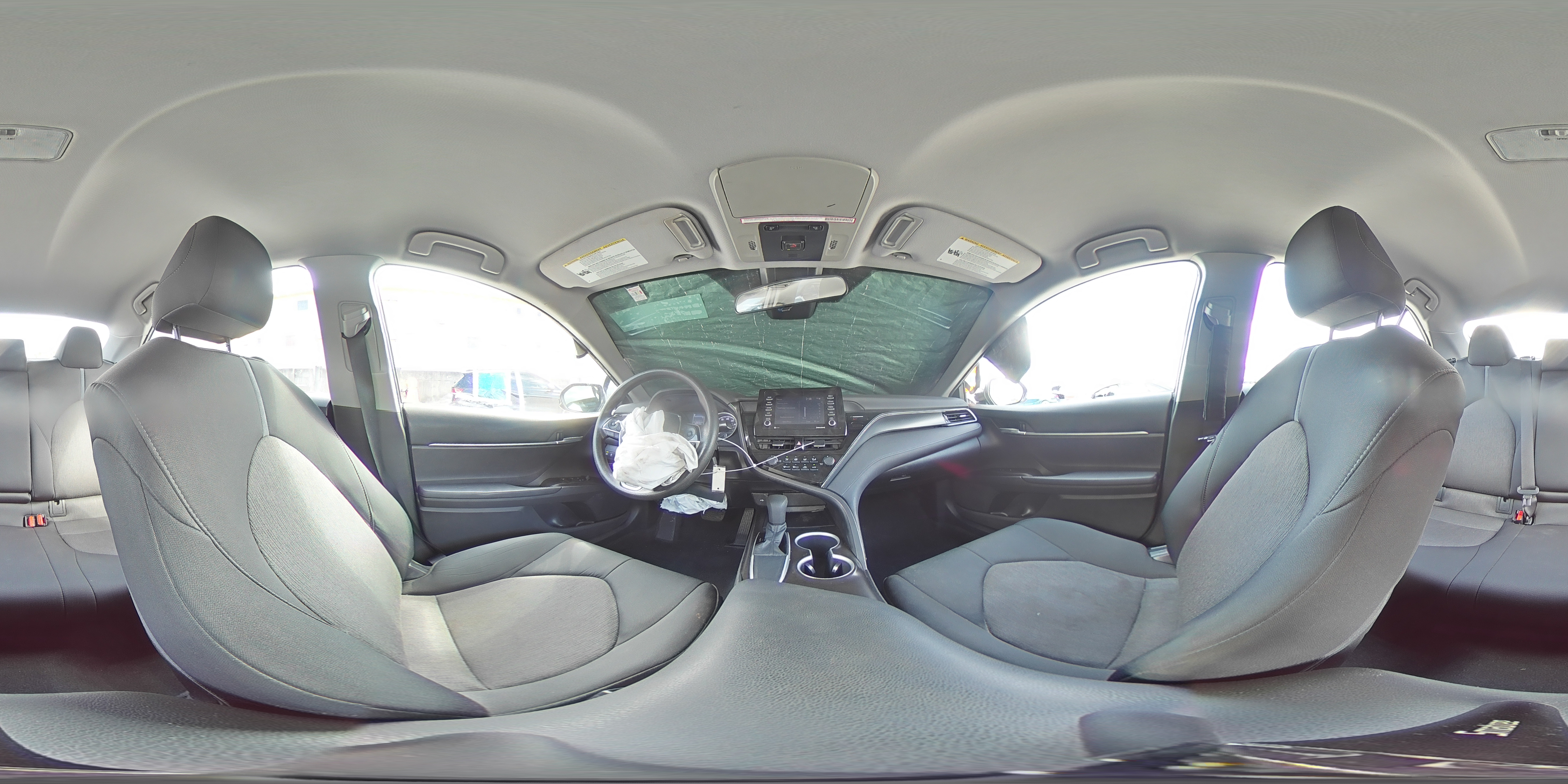 2021 Toyota Camry - Image 13