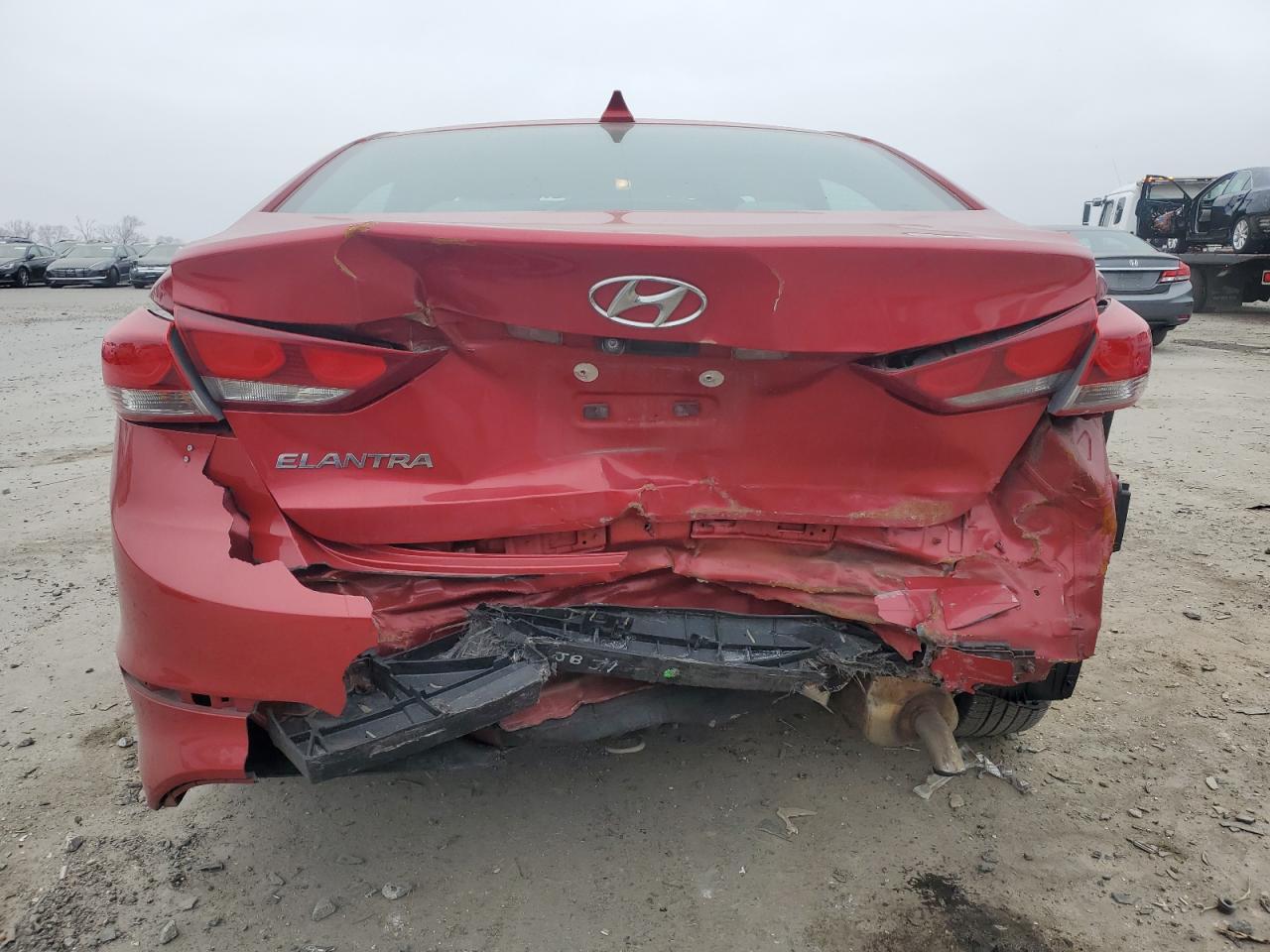 2017 Hyundai Elantra - Image 6