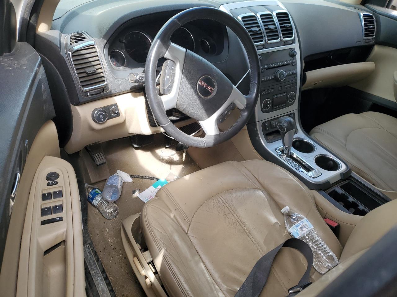 2012 GMC Acadia - Image 8