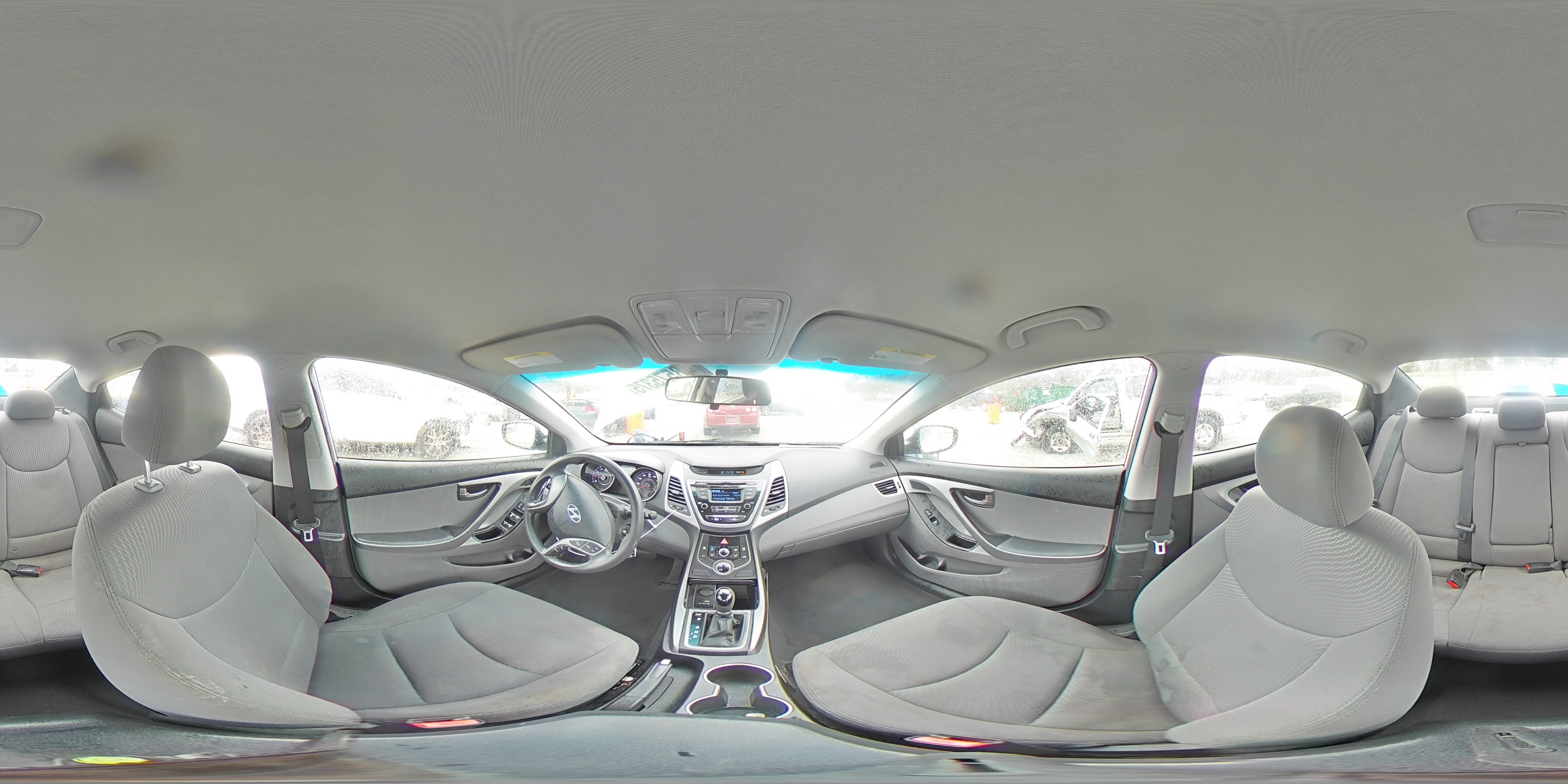 2015 Hyundai Elantra - Image 14