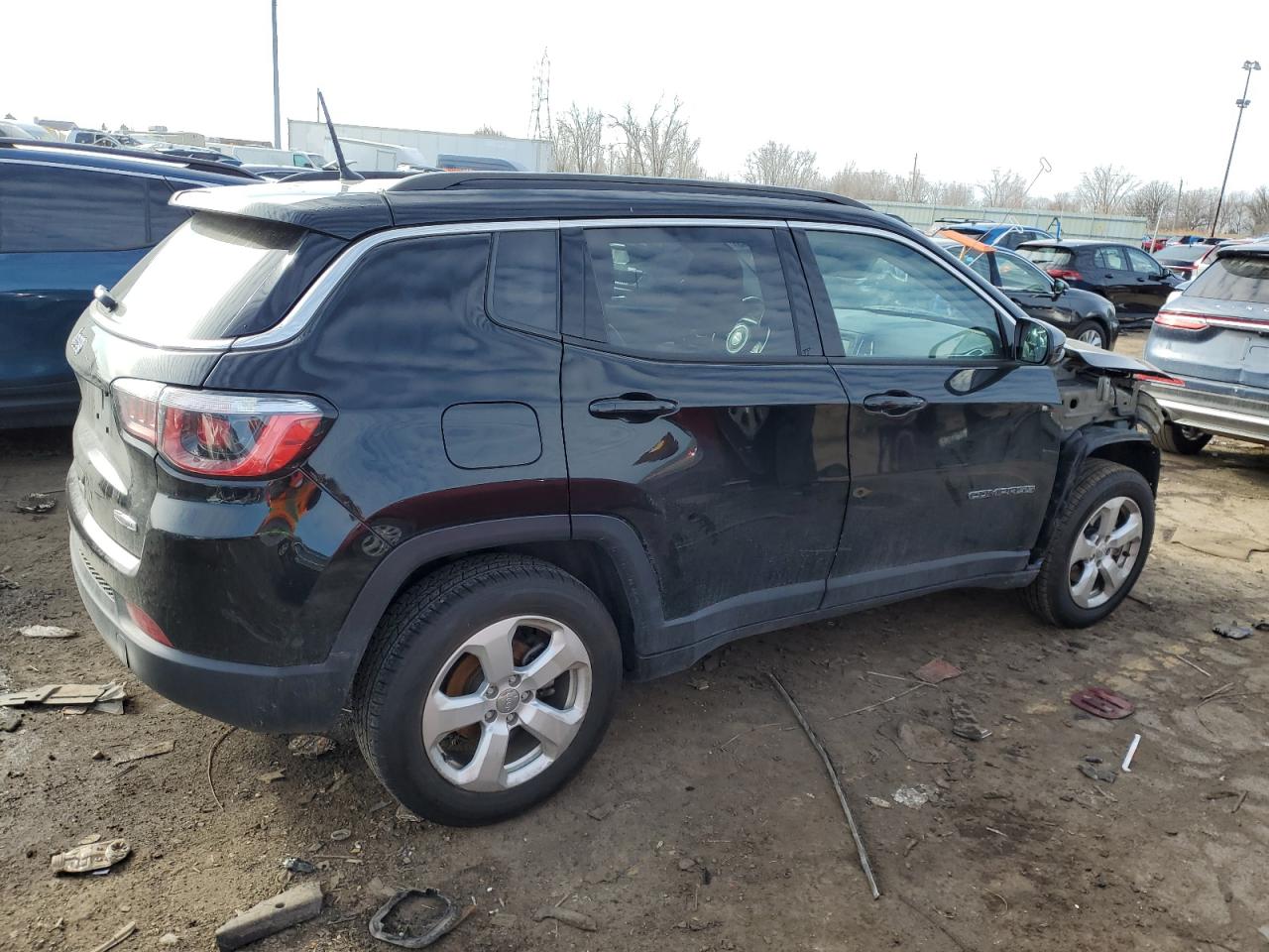 2018 Jeep Compass - Image 3