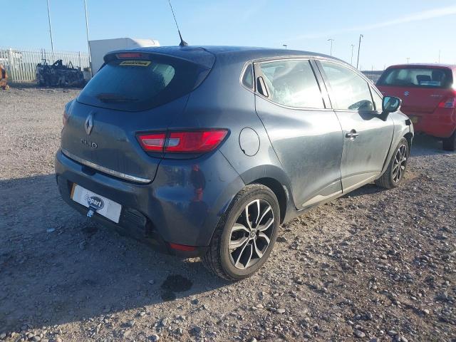 2018 RENAULT CLIO PLAY