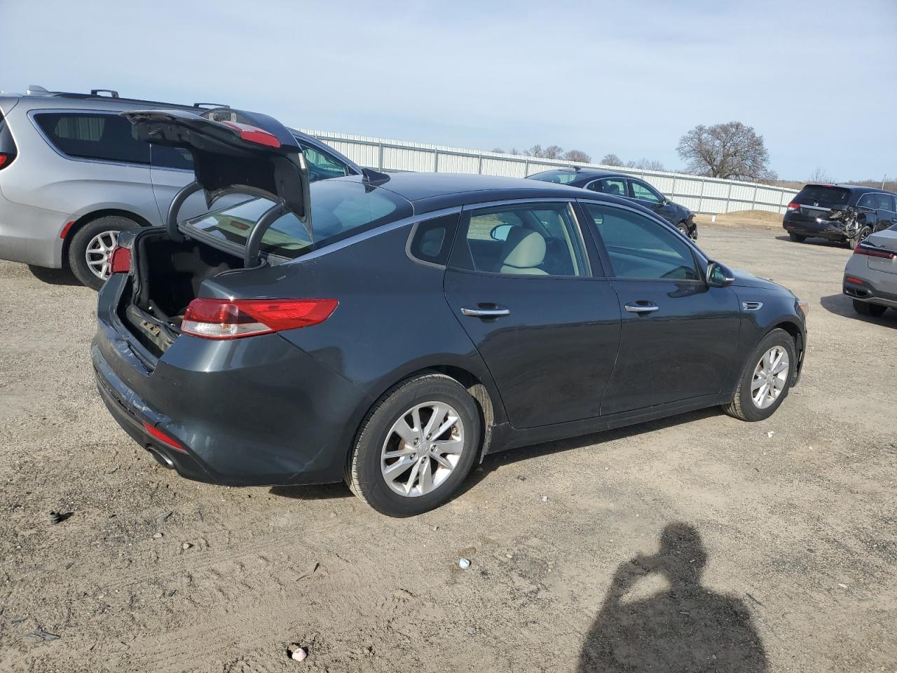 2016 Kia Optima - Image 3