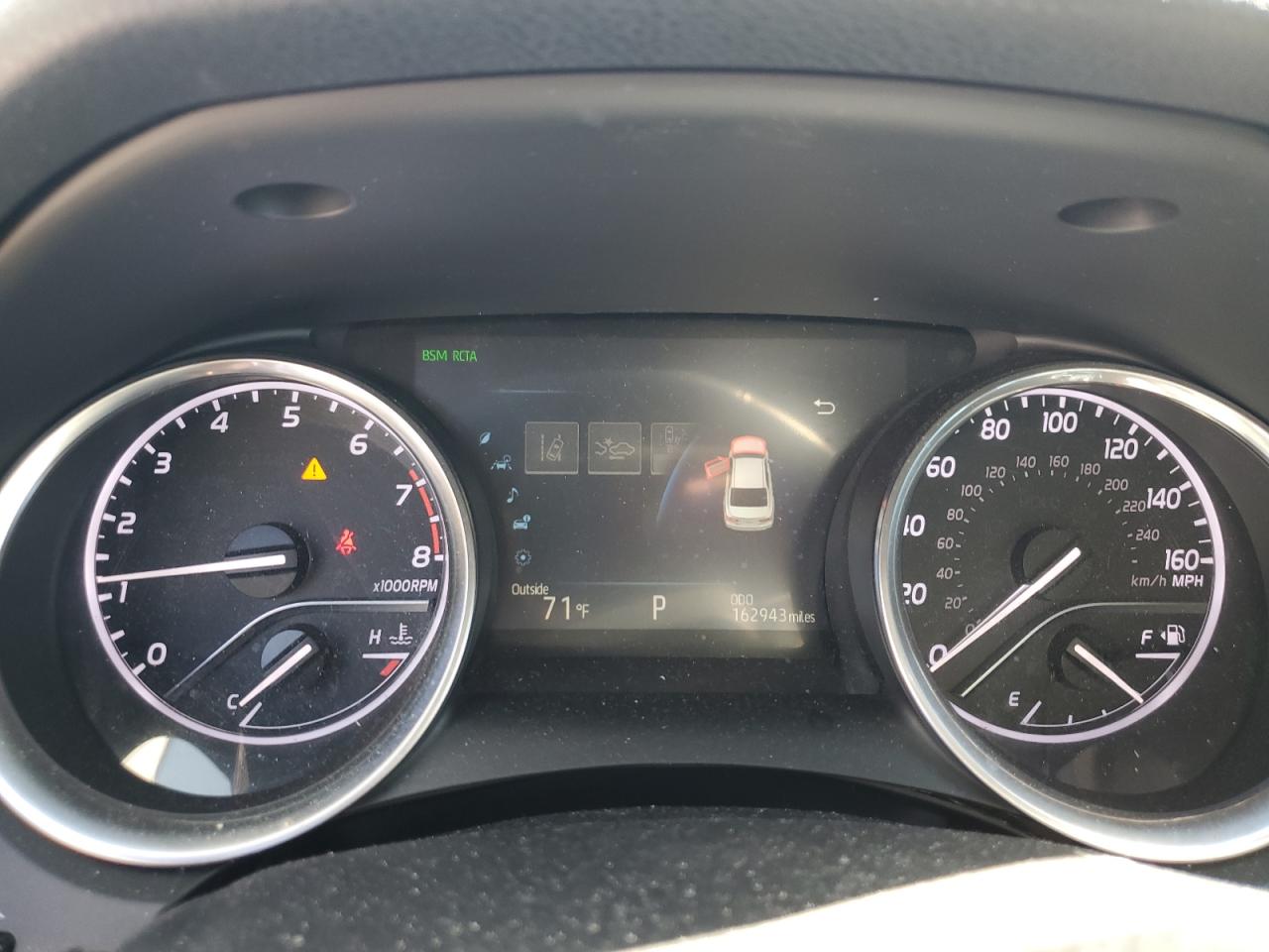 2018 Toyota Camry - Image 9