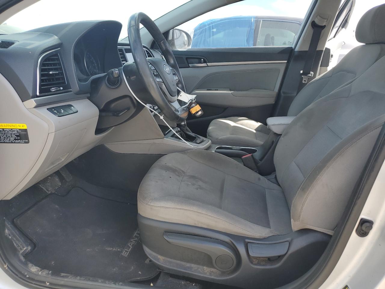 2017 Hyundai Elantra - Image 7