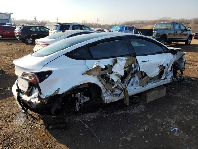  TESLA MODEL 3 2022 Biały
