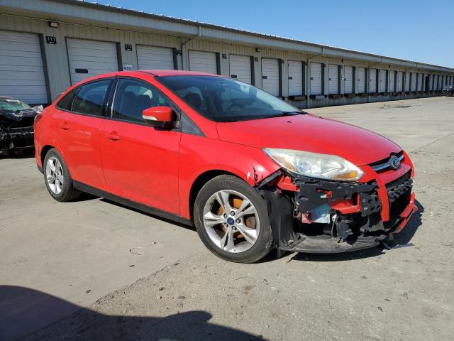Sedans FORD FOCUS 2014 Red