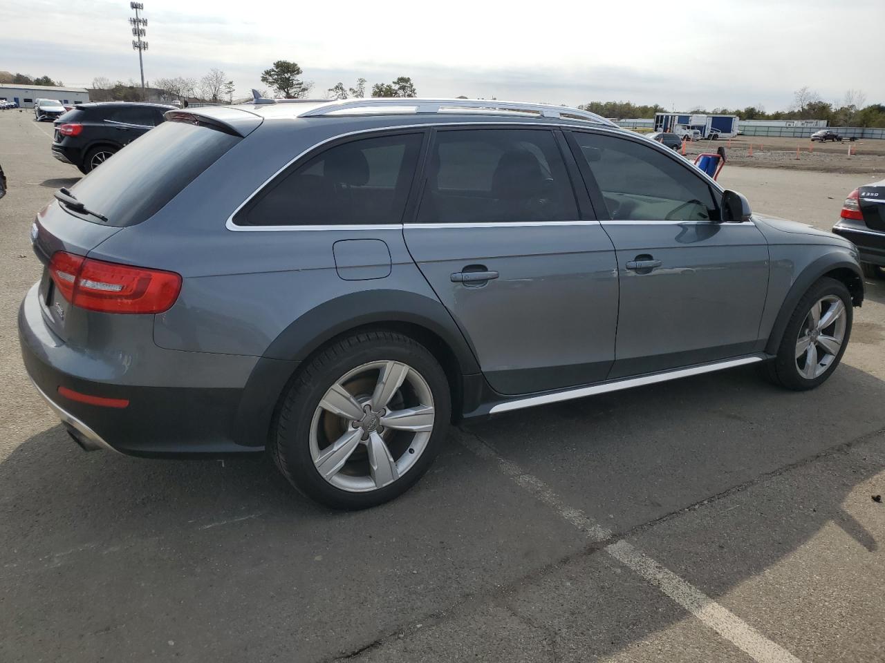 2015 Audi A4 - Image 3