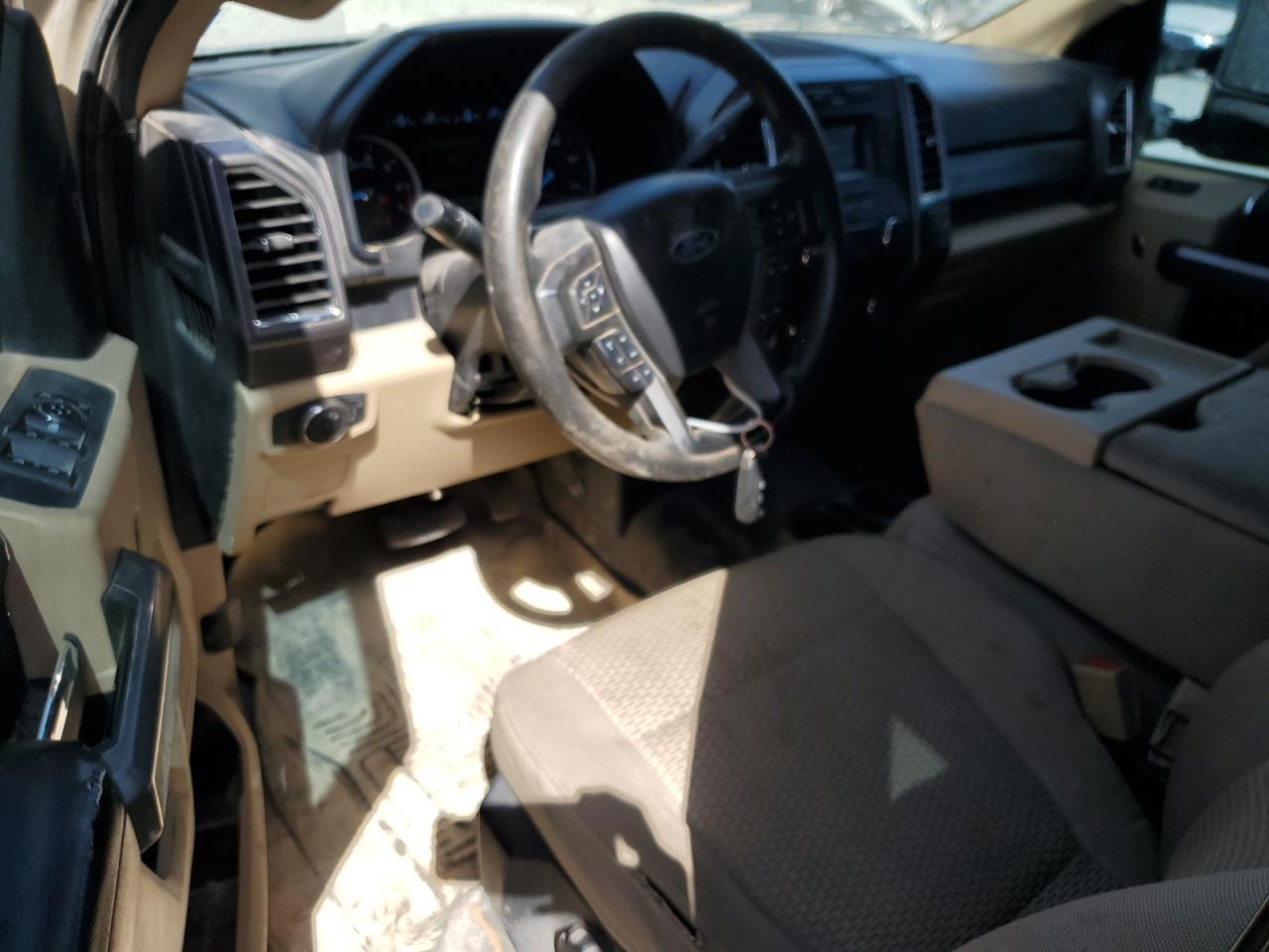 2018 Ford F250 - Image 8