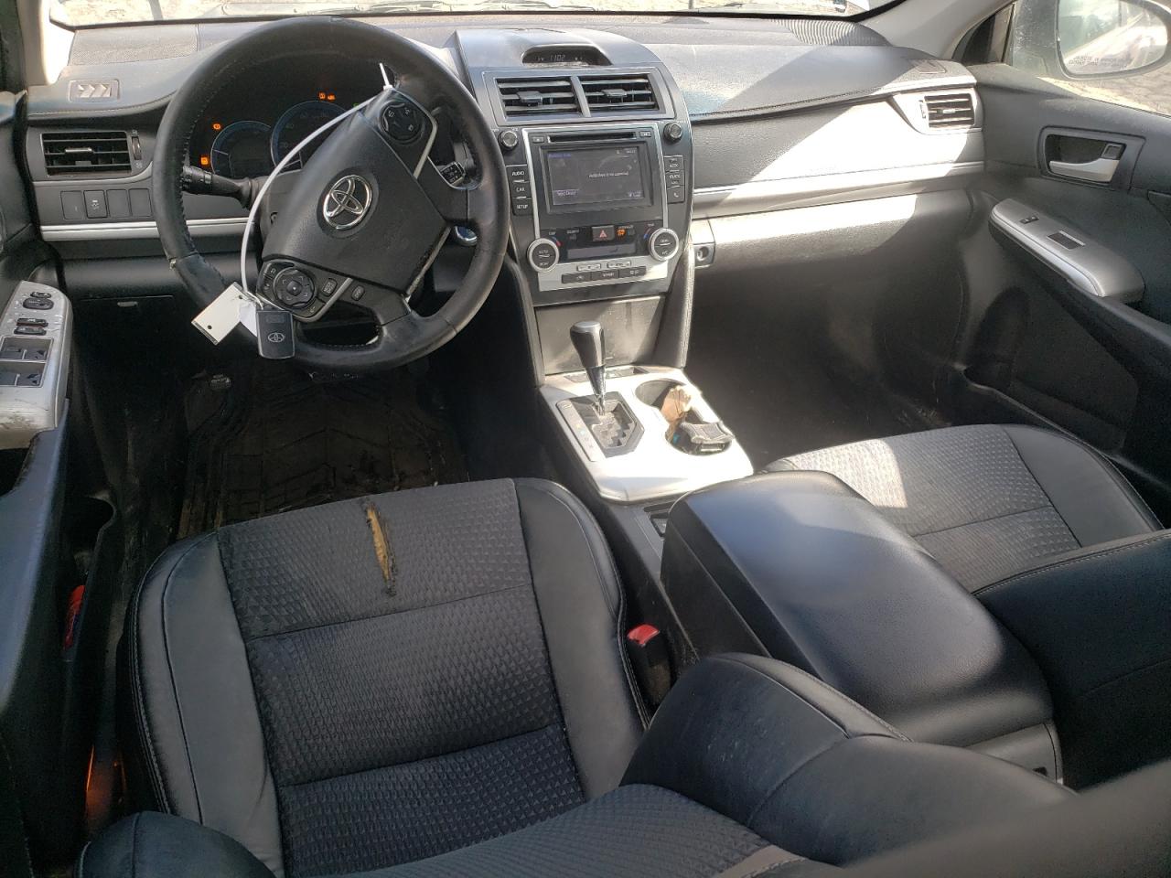 2014 Toyota Camry - Image 8
