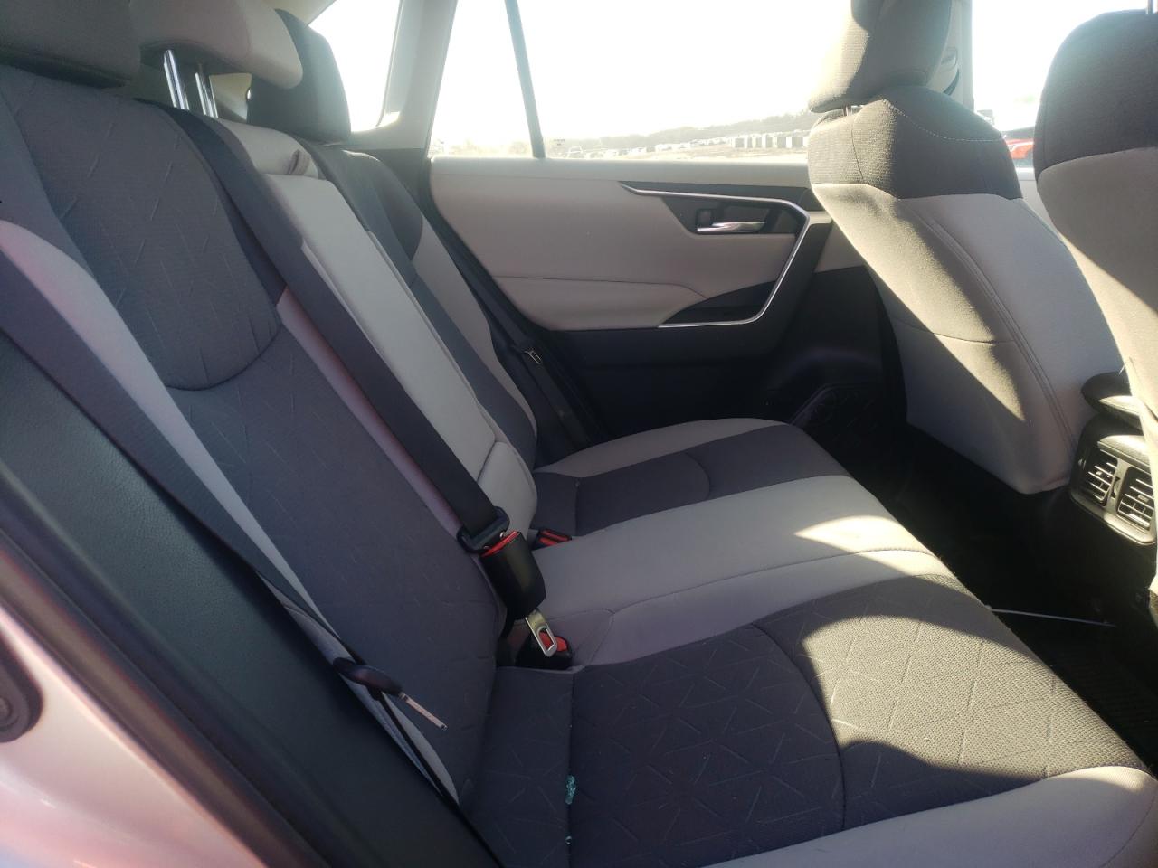 2019 Toyota RAV 4 - Image 10