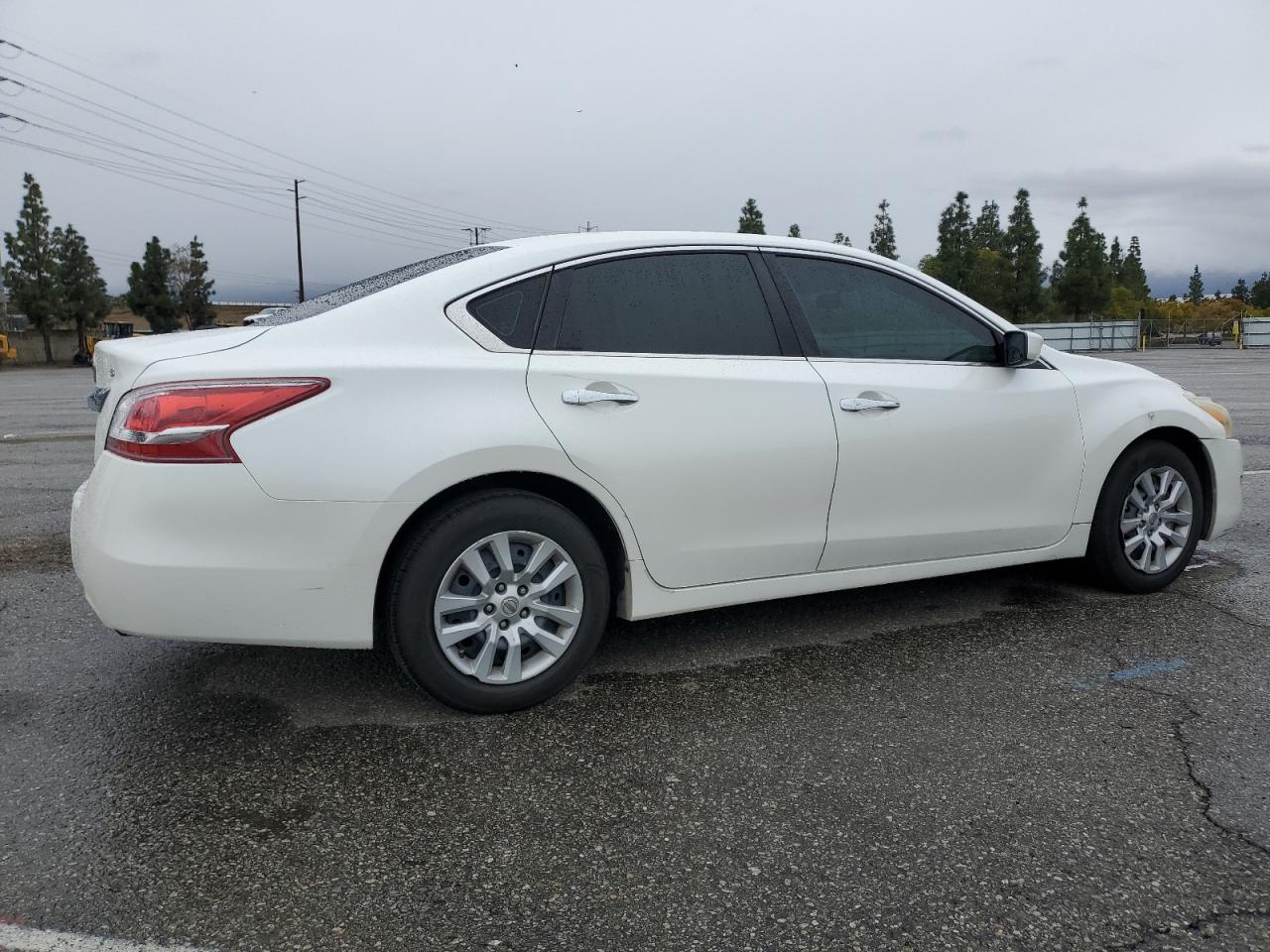 2013 Nissan Altima - Image 3