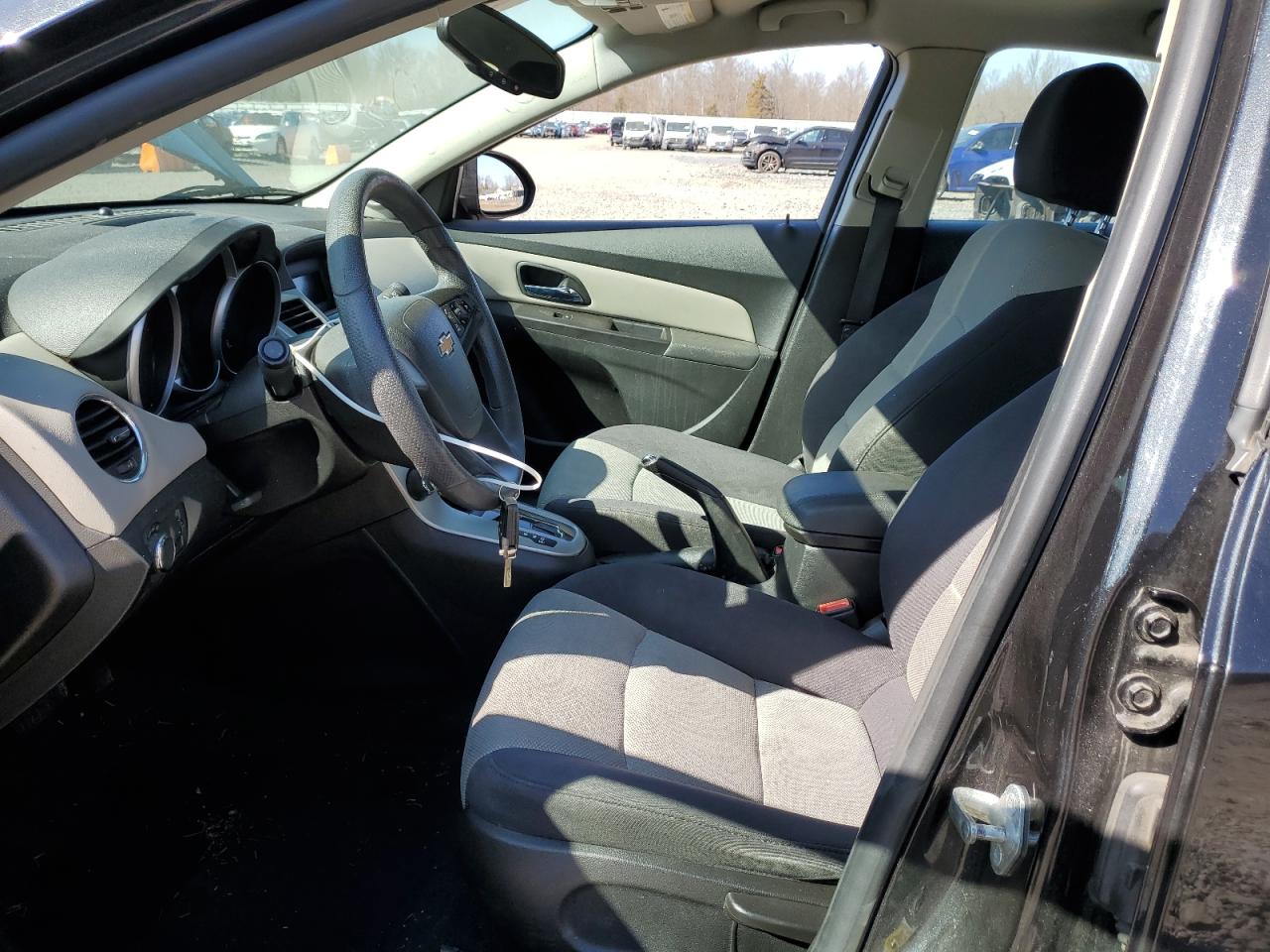 2014 Chevrolet Cruze - Image 7