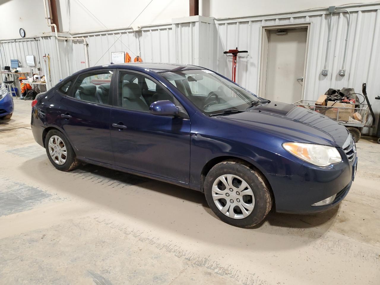 2010 Hyundai Elantra - Image 4