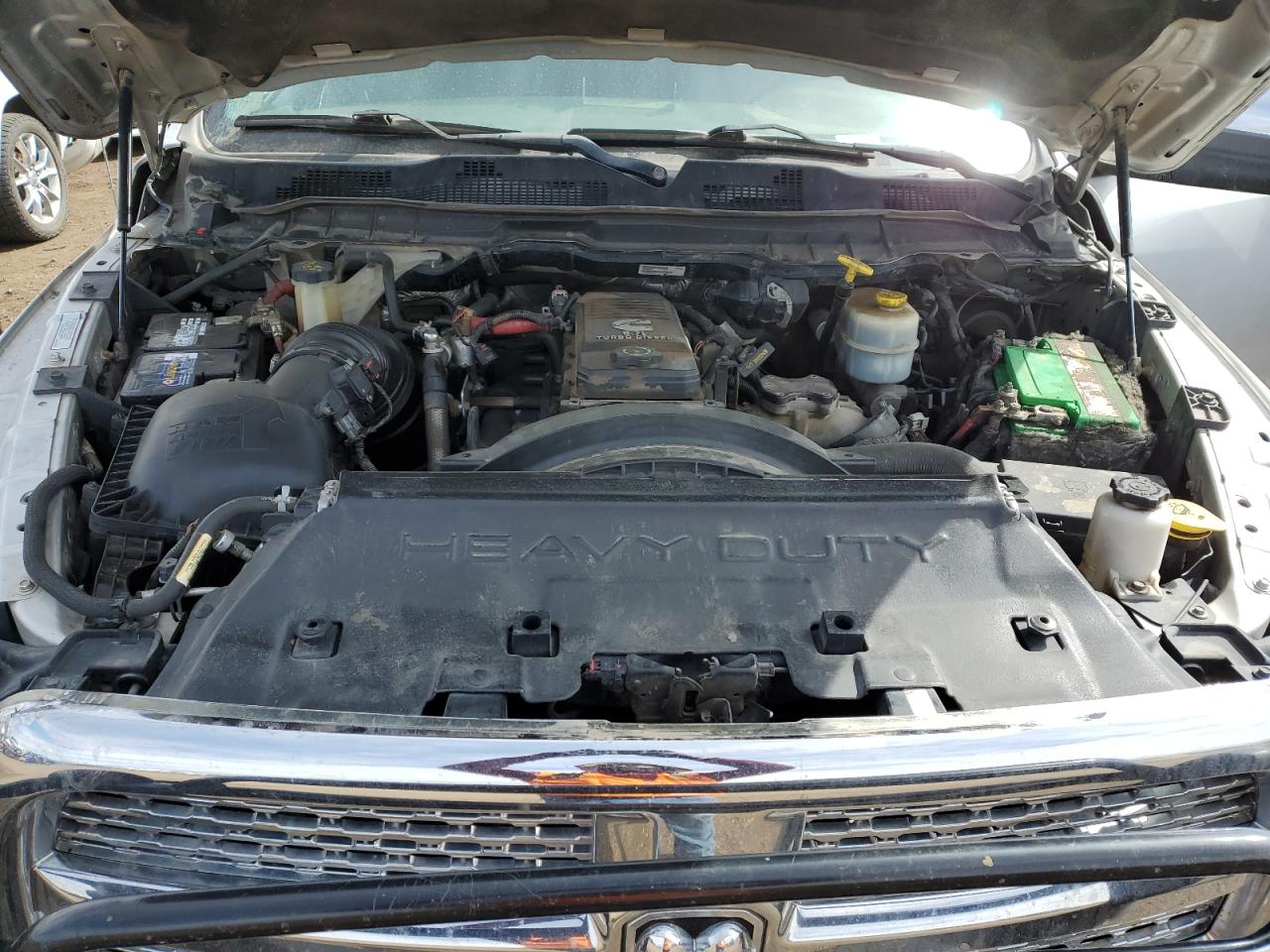 2015 RAM 3500 - Image 11