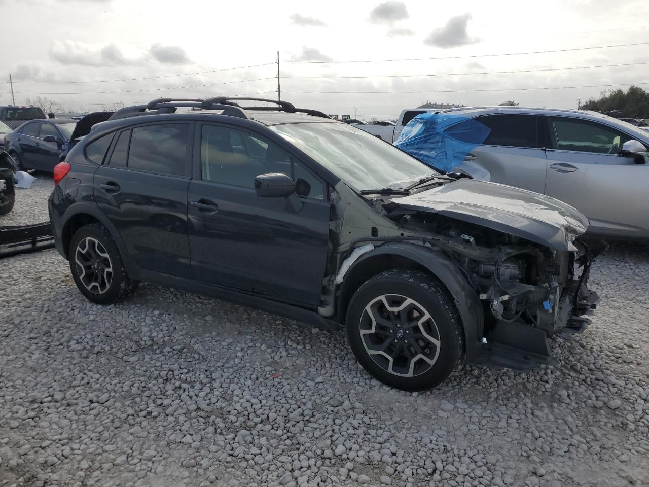 2017 Subaru XV - Image 4