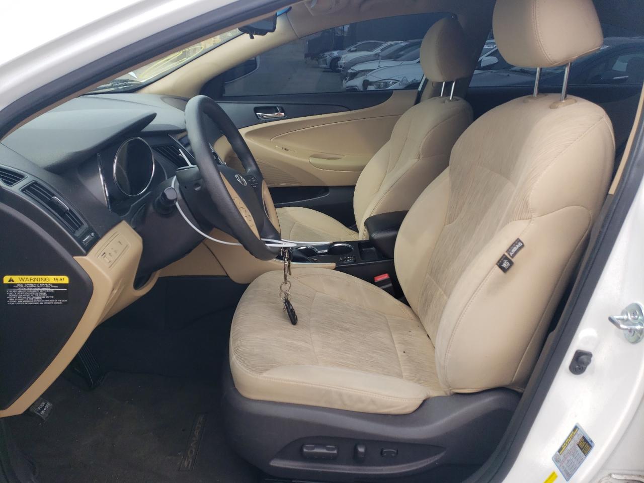 2014 Hyundai Sonata - Image 7