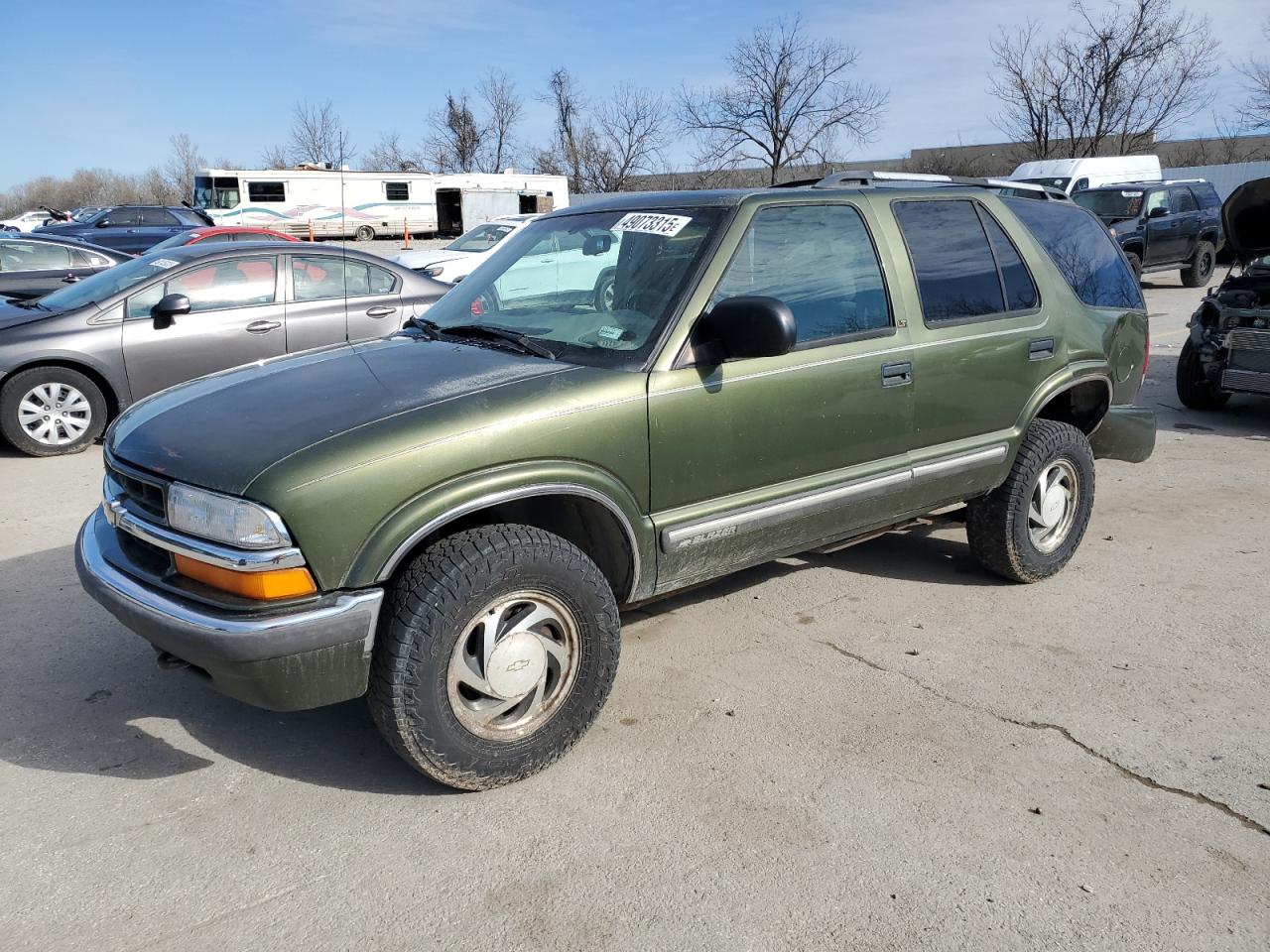2001 Chevrolet Blazer - Image 1
