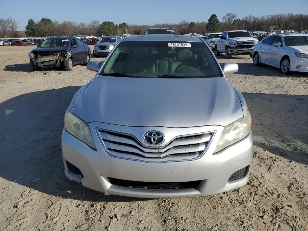 2010 Toyota Camry - Image 5