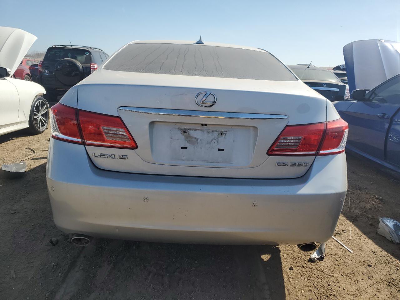 2010 Lexus ES - Image 6