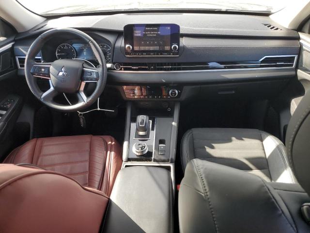  MITSUBISHI OUTLANDER 2023 Czarny