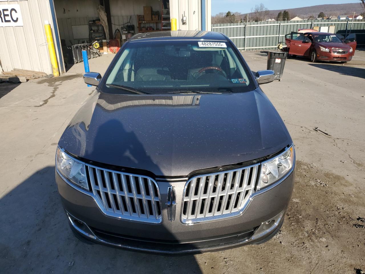 2012 Lincoln MKZ - Image 5