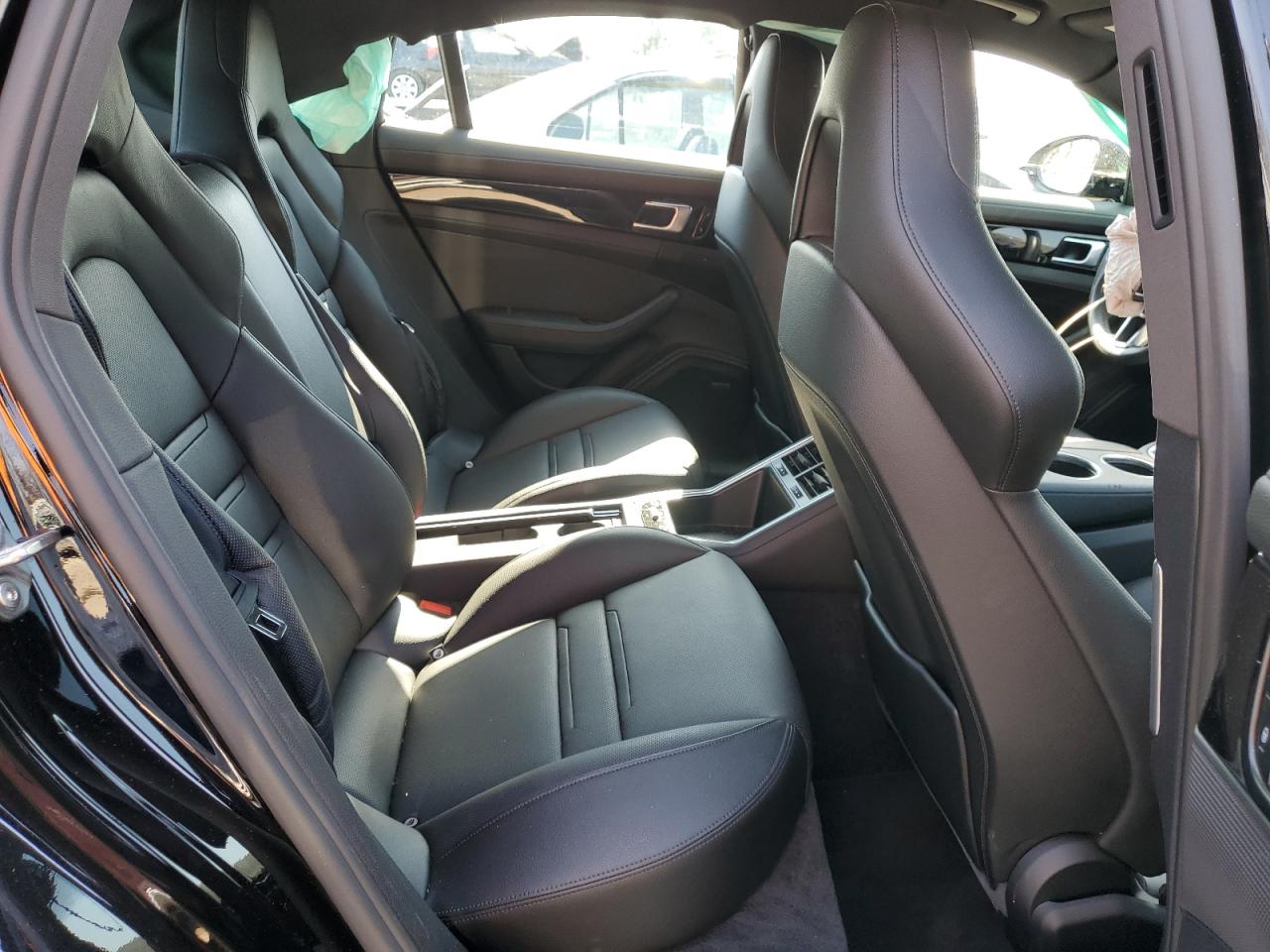 2018 Porsche Panamera - Image 10