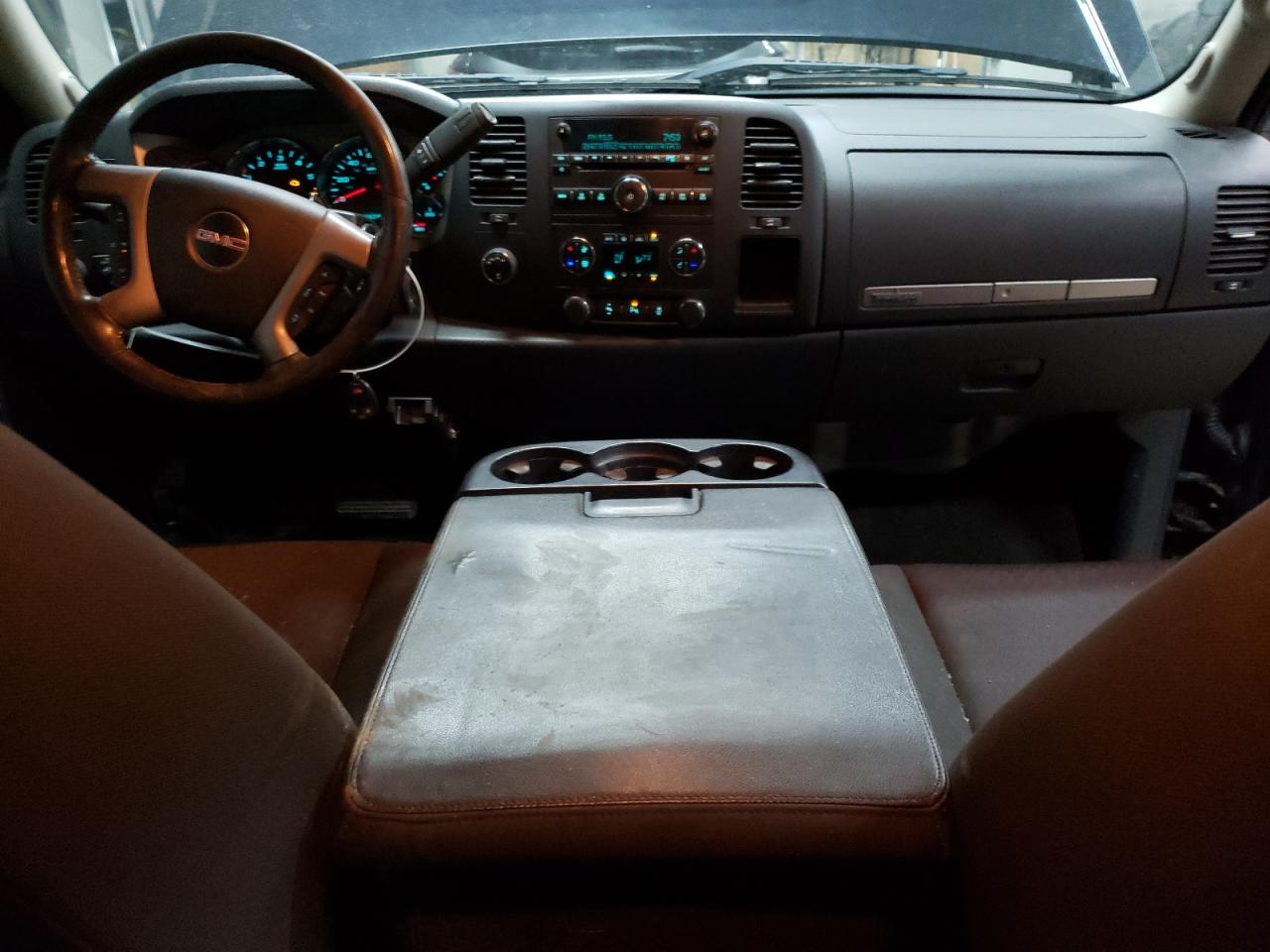 2013 GMC Sierra - Image 8