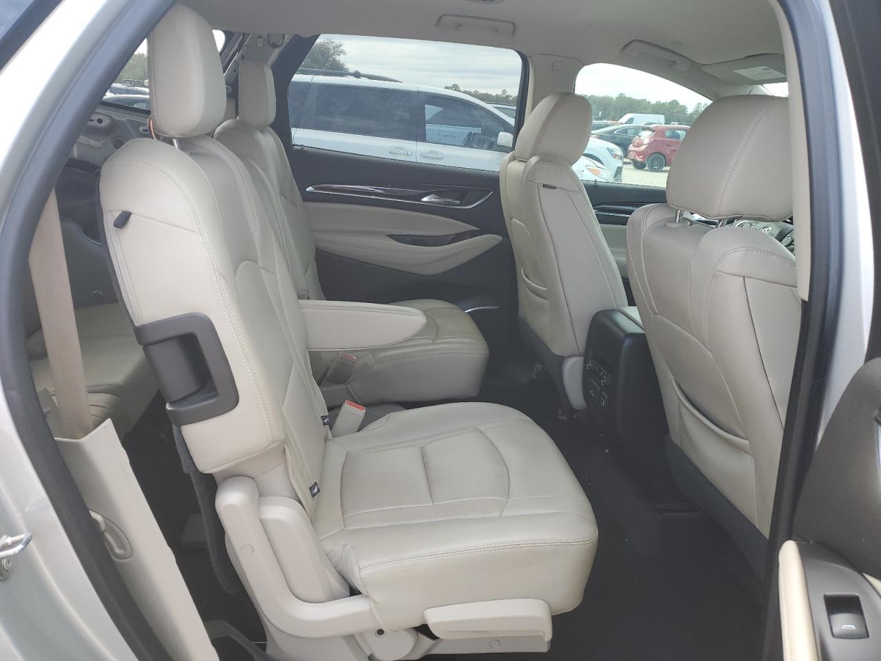 2018 Buick Enclave - Image 11