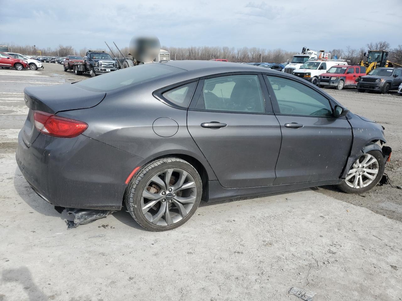 2015 Chrysler 200 - Image 3