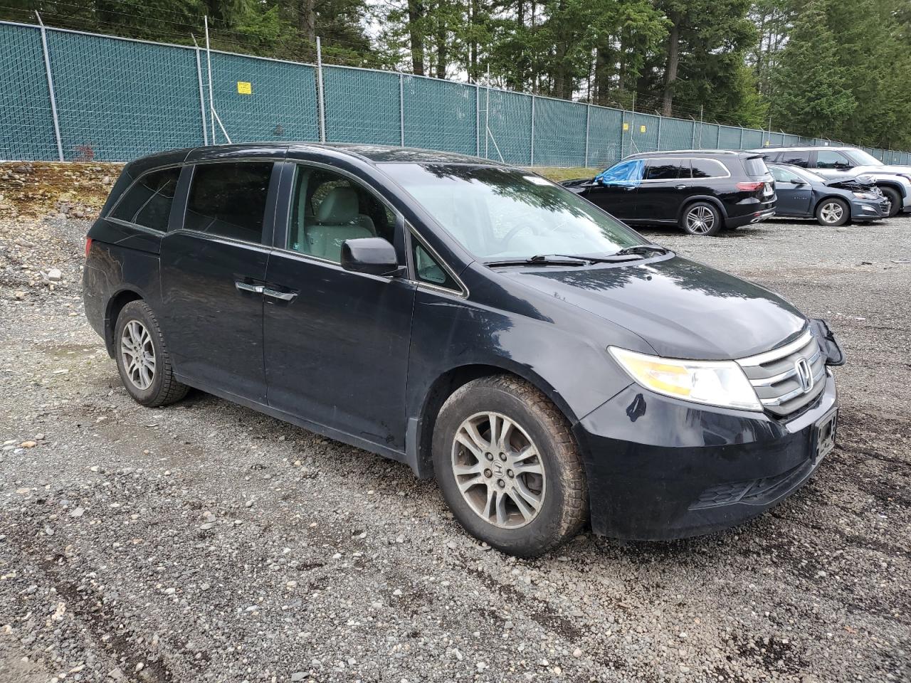 2011 Honda Odyssey - Image 4