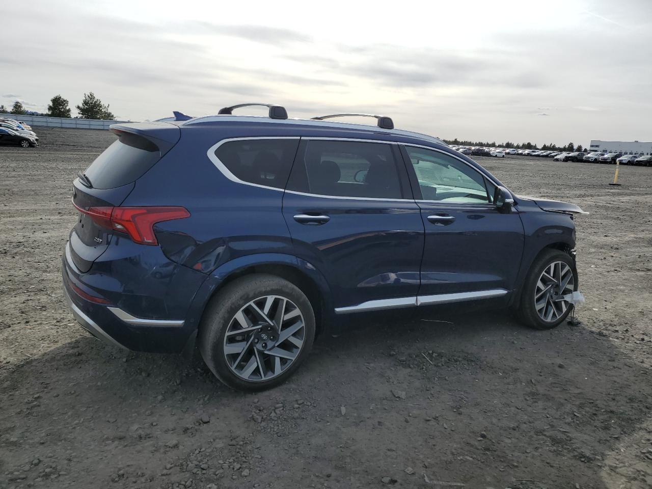 2023 Hyundai Santa Fe - Image 3