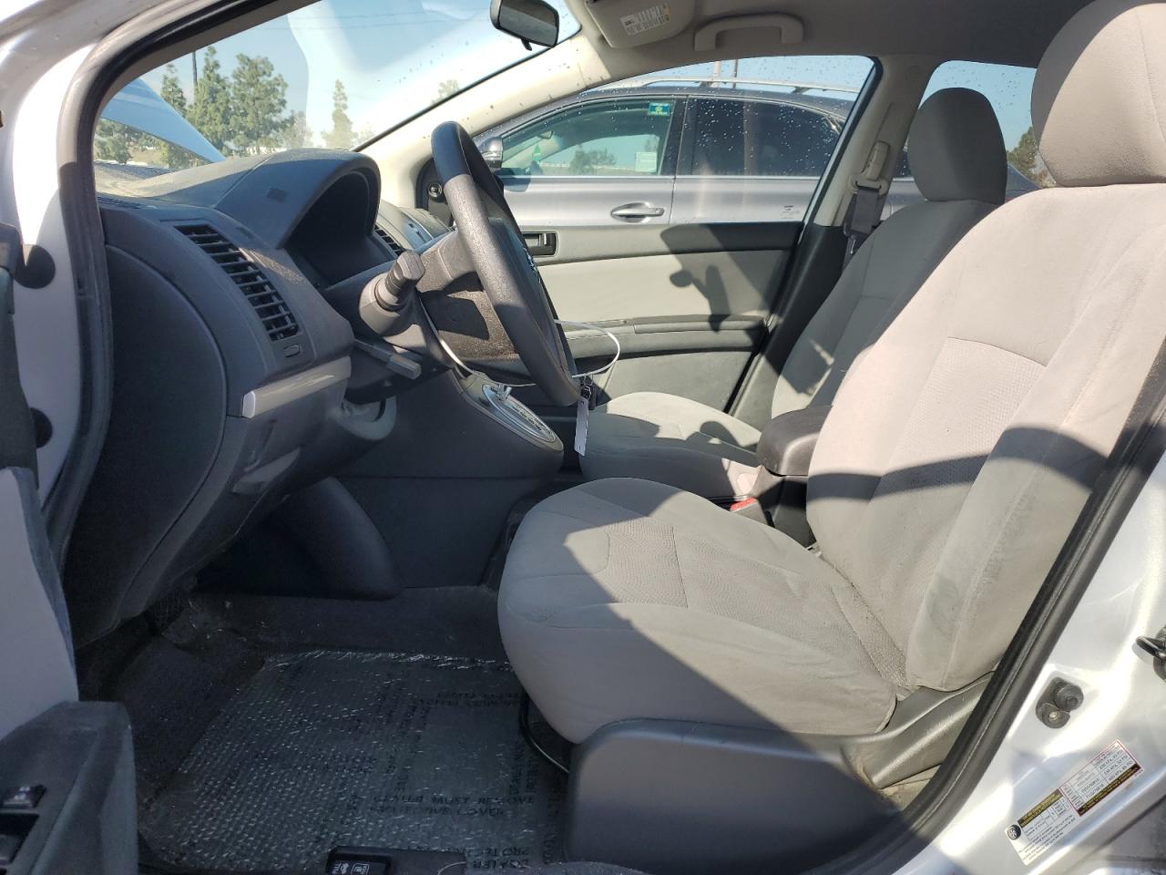 2010 Nissan Sentra - Image 7