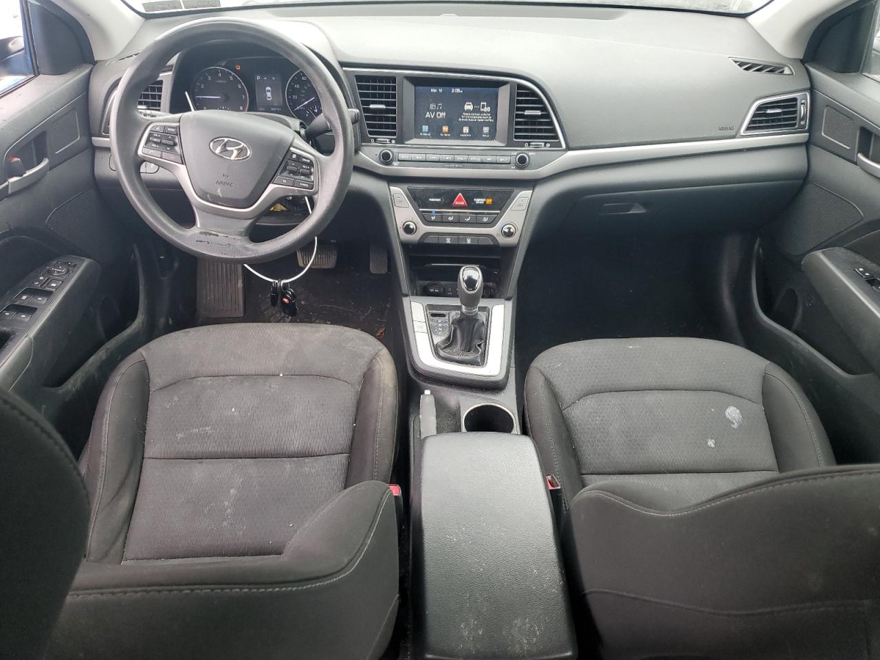 2018 Hyundai Elantra - Image 8