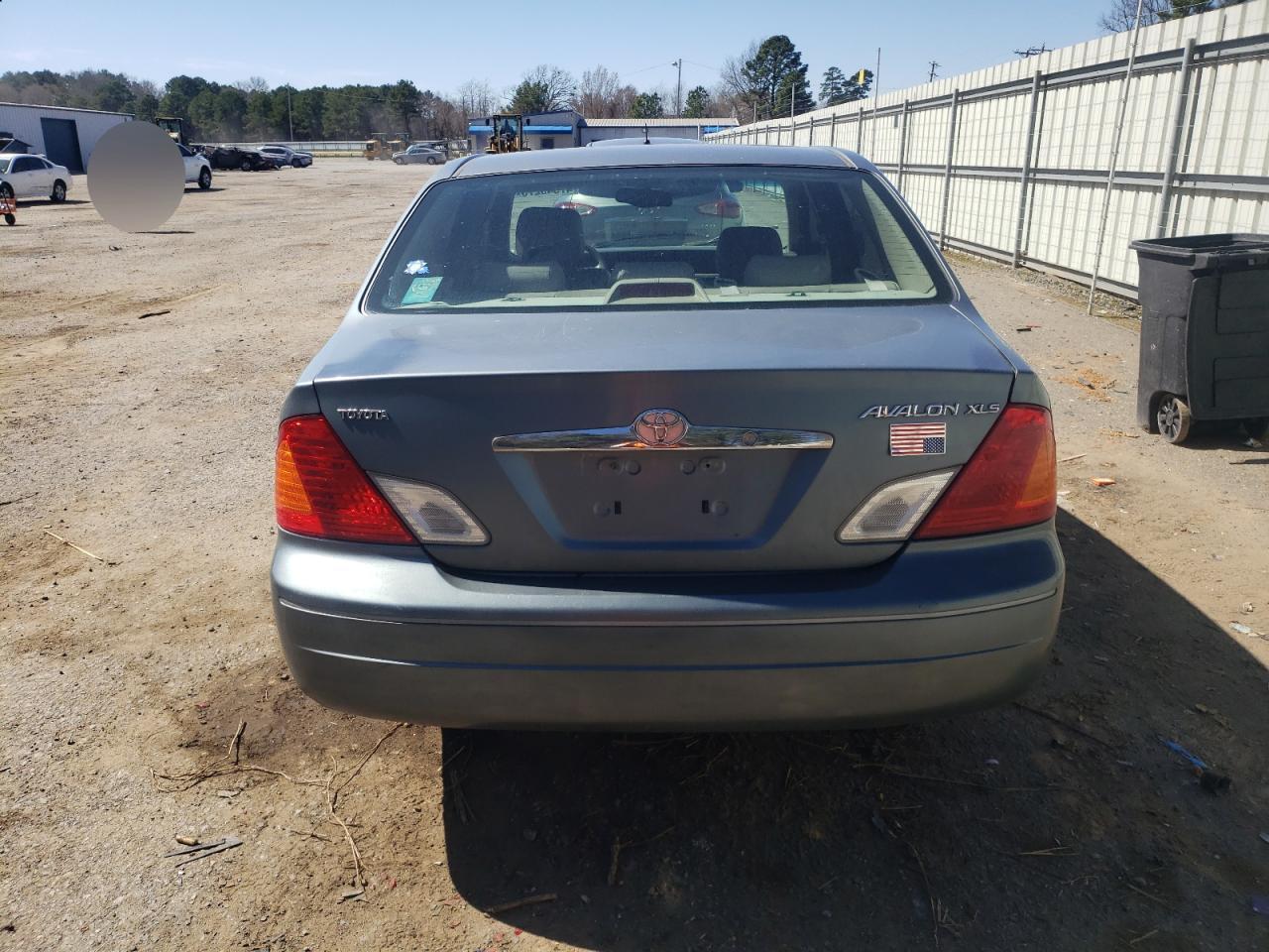 2001 Toyota Avalon - Image 6