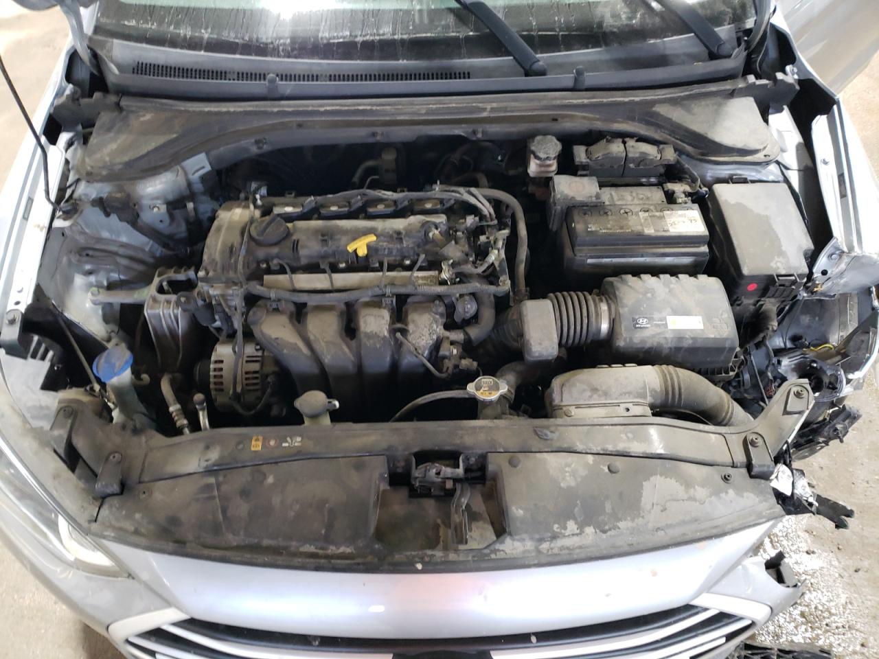 2017 Hyundai Elantra - Image 11
