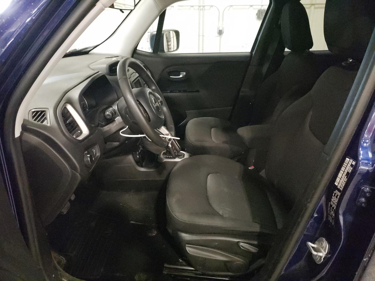 2017 Jeep Renegade - Image 7