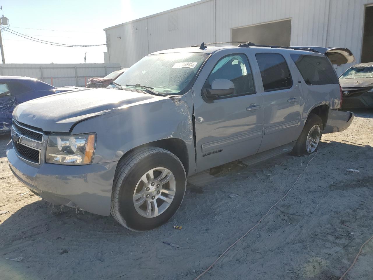 2014 Chevrolet Suburban C1500 Lt продається в Jacksonville, FL - Rear End