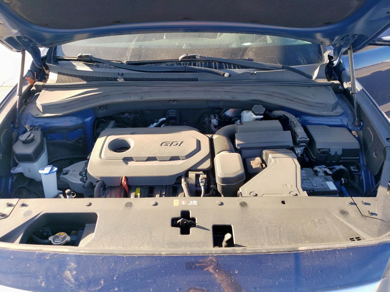 2019 Hyundai Santa Fe - Image 13