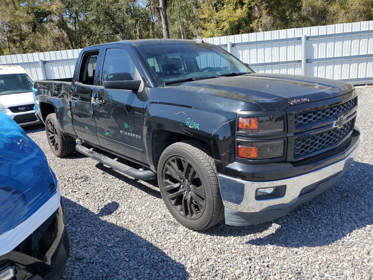 2015 Chevrolet Silverado - Image 4