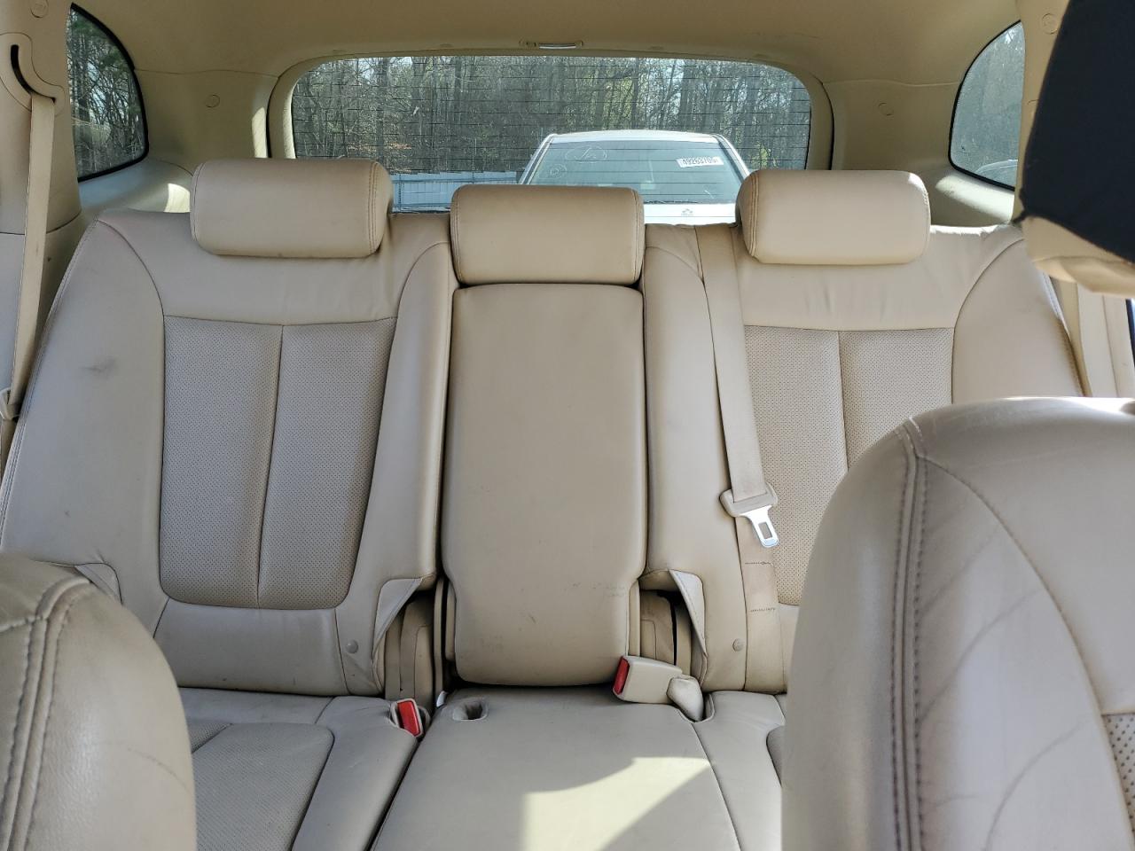 2009 Hyundai Santa Fe - Image 10