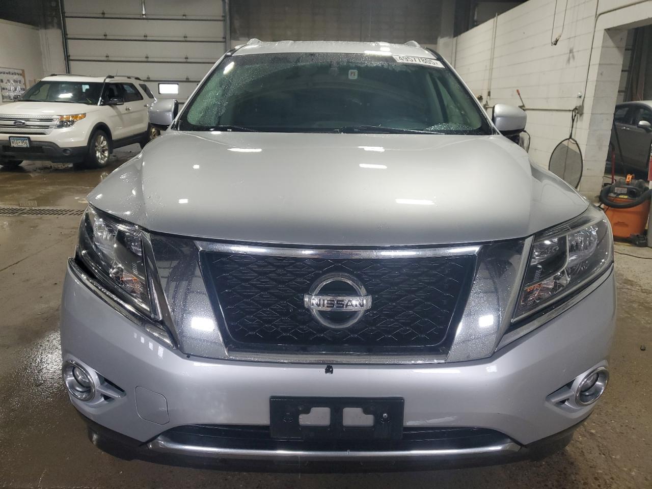 2014 Nissan Pathfinder - Image 5