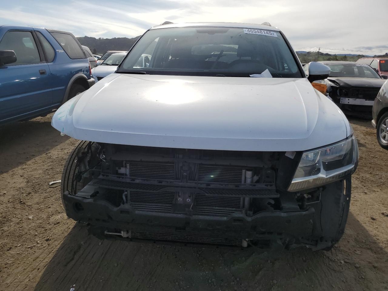 2018 Volkswagen Tiguan - Image 5