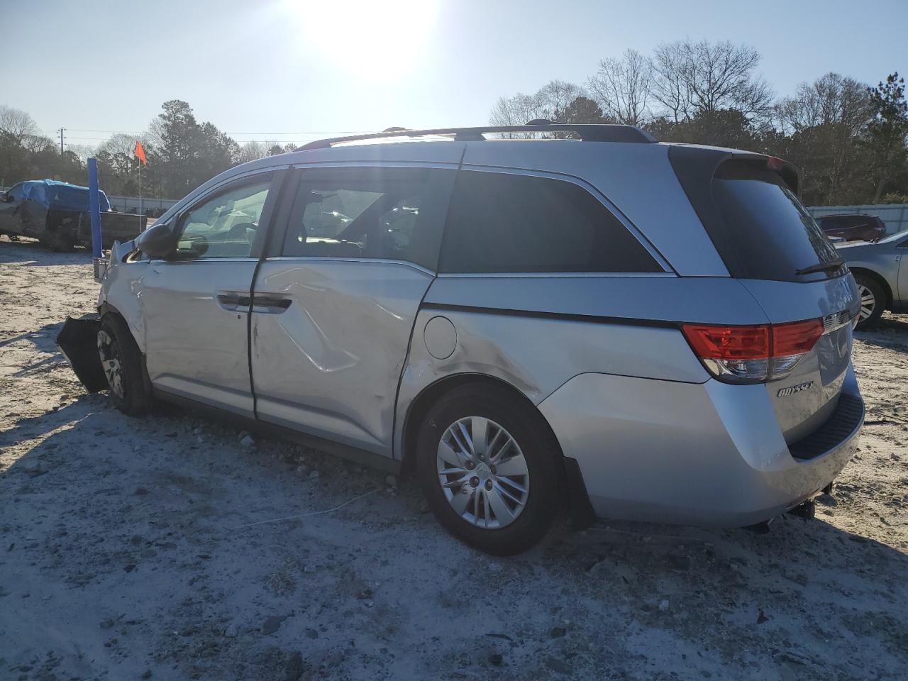 2014 Honda Odyssey - Image 2