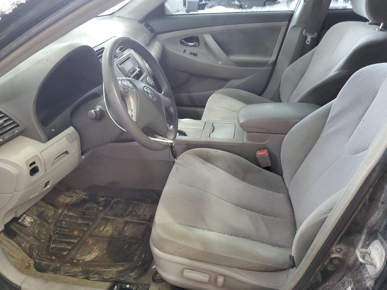 2010 Toyota Camry - Image 7